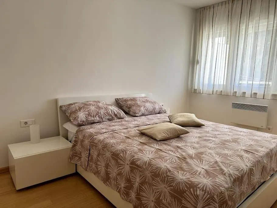 Premium Apartment Split
